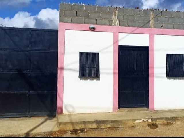 #0524 - Casa para Venta en Barquisimeto - K - 3